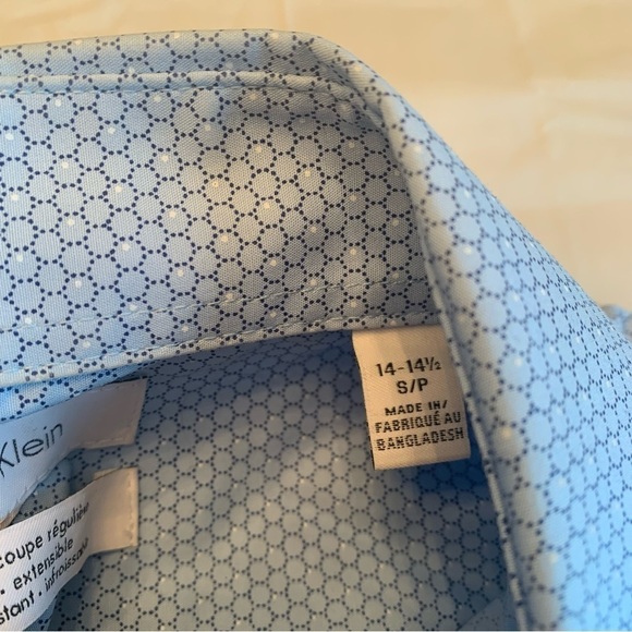 Calvin Klein regular fit stretch size  SP 14-14.5 IN button down short sleeve - Picture 5 of 9